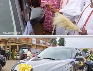 HON. ROSIJI CELEBRATES OBA TAIWO, PRESENTS OFFICIAL CAR AT COLOURFUL ODUN AJÉ FESTIVAL